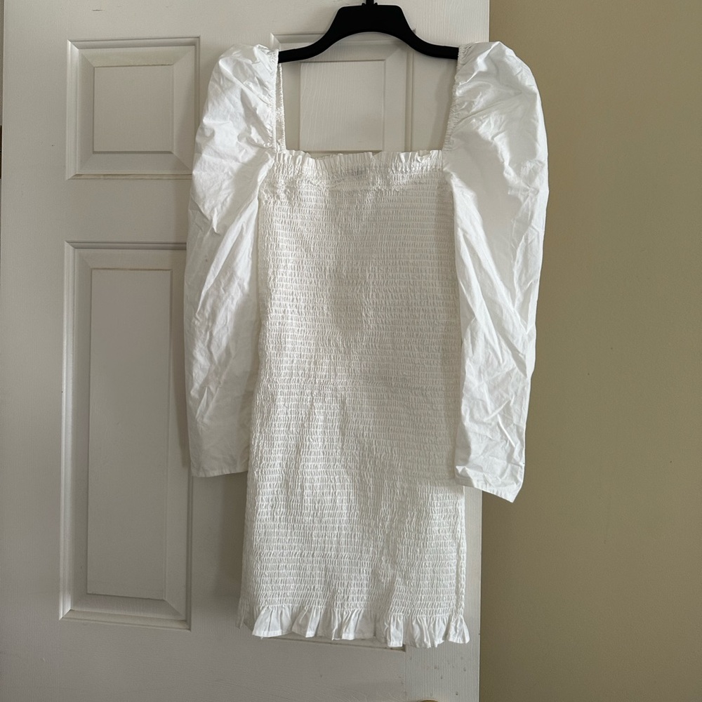 Wilfred stretchy dress with long puff sleeve